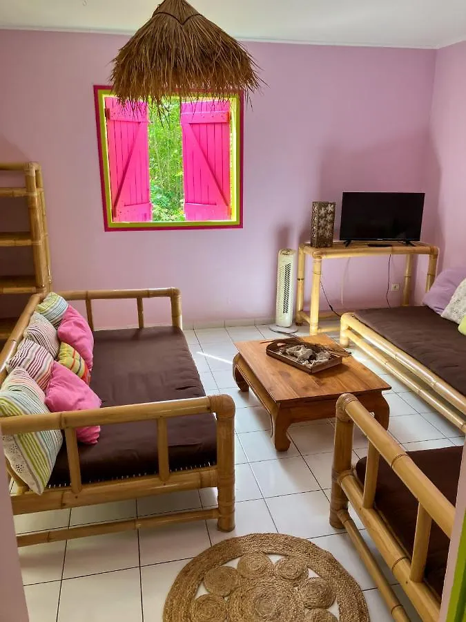 Guest house Gite Zandoli Koko Sainte-Anne